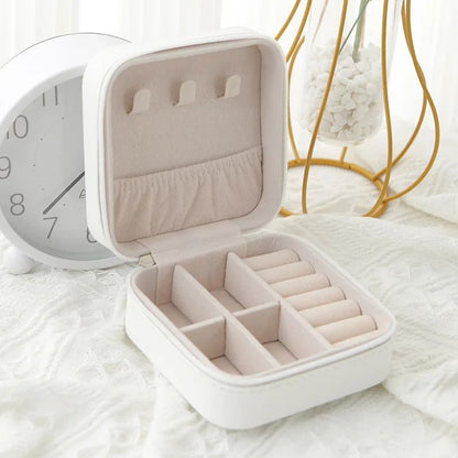 Single-Layer PU Leather Travel Jewelry Box – Compact Zipper Organizer Case