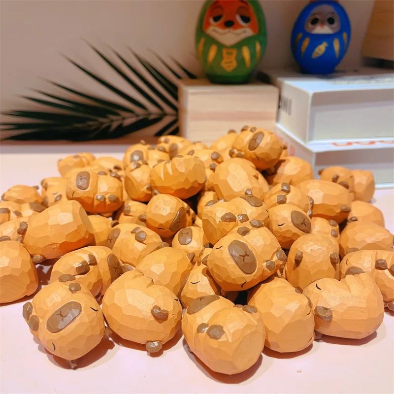 Cute Wooden Capybara Figurine – Solid Wood Carved Animal Desk & Home Decor