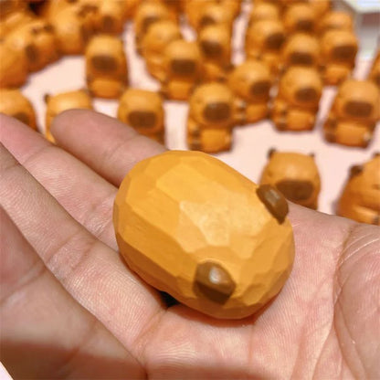 Cute Wooden Capybara Figurine – Solid Wood Carved Animal Desk & Home Decor