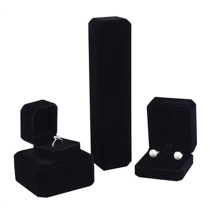 Premium Velvet Jewelry Box – Elegant Ring, Necklace & Bracelet Organizer