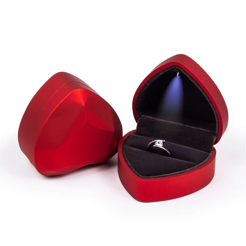 LED Lighted Jewelry Box – Heart & Square Velvet Proposal Cases