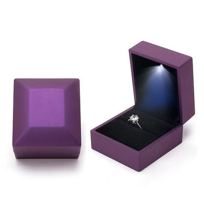 LED Lighted Jewelry Box – Heart & Square Velvet Proposal Cases