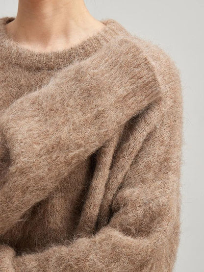SuyaDream Warm Alpaca Pullover – Loose Dropped Sleeve Luxury Sweater for 2025 Fall/Winter