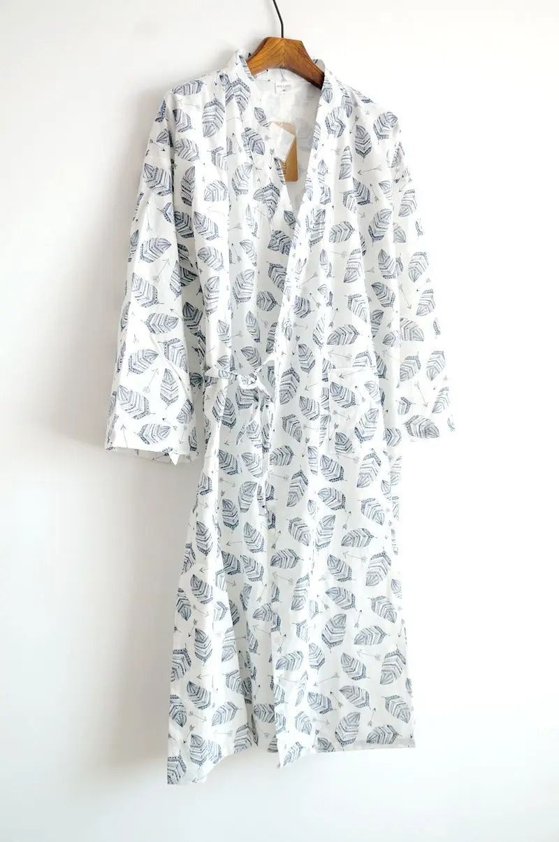 2026 Premium Men's 100% Cotton Gauze Robe – Loose Thin Japanese Yukata & Hooded V-Neck Bathrobe
