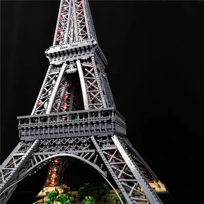 1.5M Eiffel Tower Architecture Building Block Set 10001 PCS Paris Landmark Model