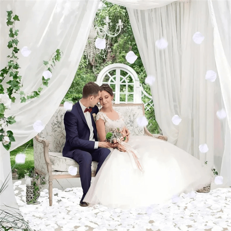 1000 Piece White Artificial Rose Petals for Romantic Wedding and Party Decor