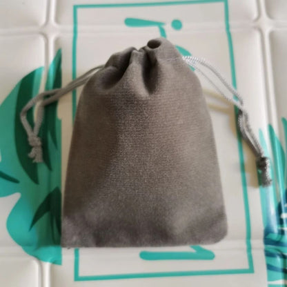 Drawstring Velvet Jewelry Bags – High-Performance Necklace Packaging & Luxury Gift Pouches (100pcs/lot)