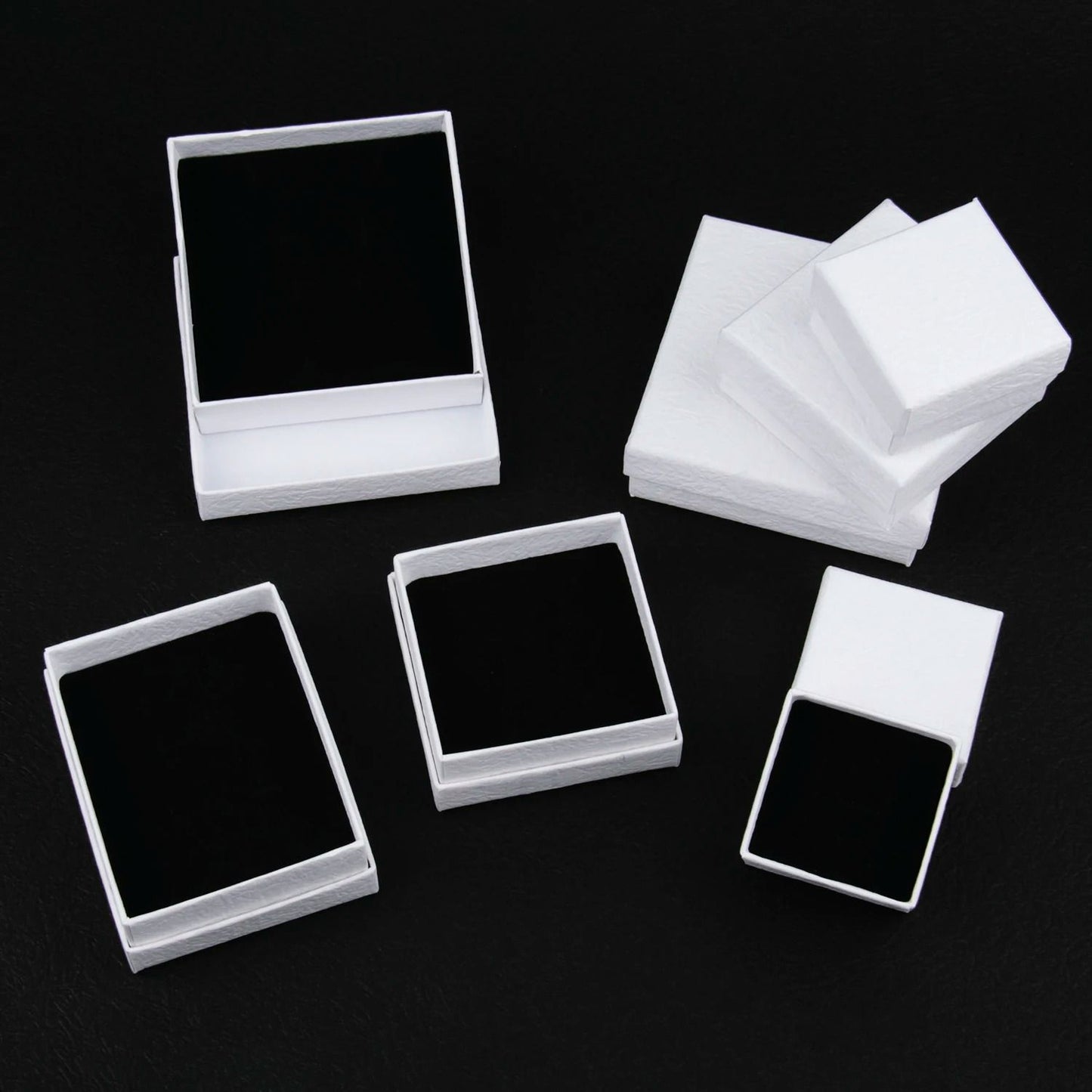 Square Jewelry Organizer Box – High-Performance White Kraft Paper Display & Gift Boxes for Engagement Rings & Accessorie