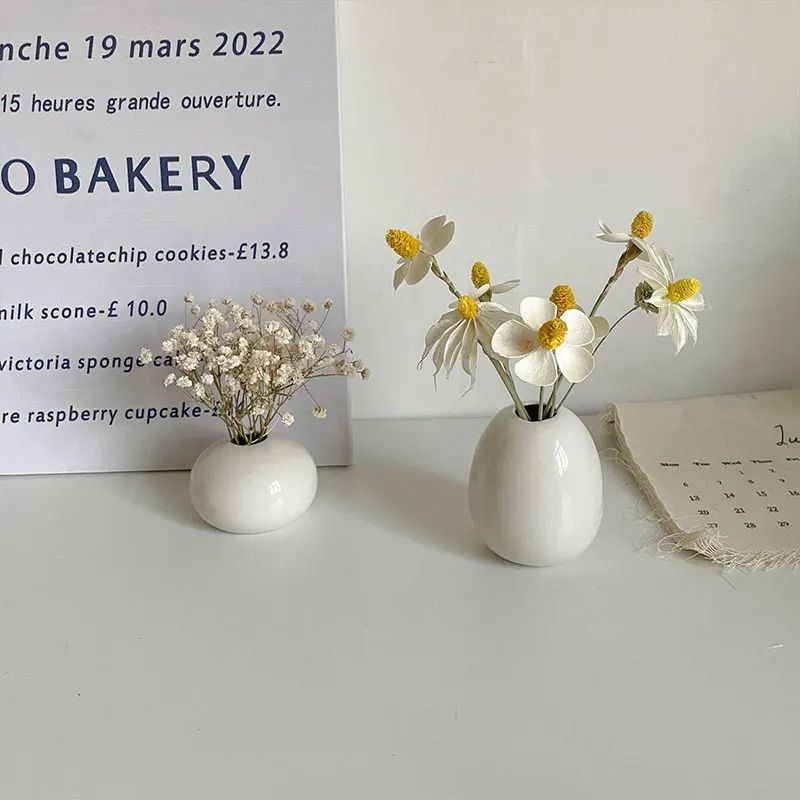 Korean Style Ceramic Bud Vase – High-Performance Mini Flower Vase & Single Stem Decorative Floral Holder