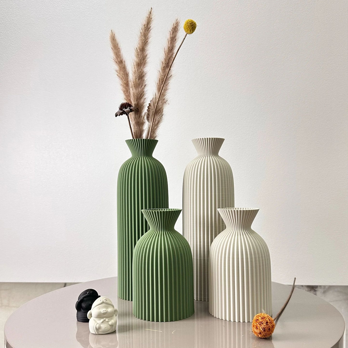 2-Piece Wavy Pattern Art Decorative Vases for Home