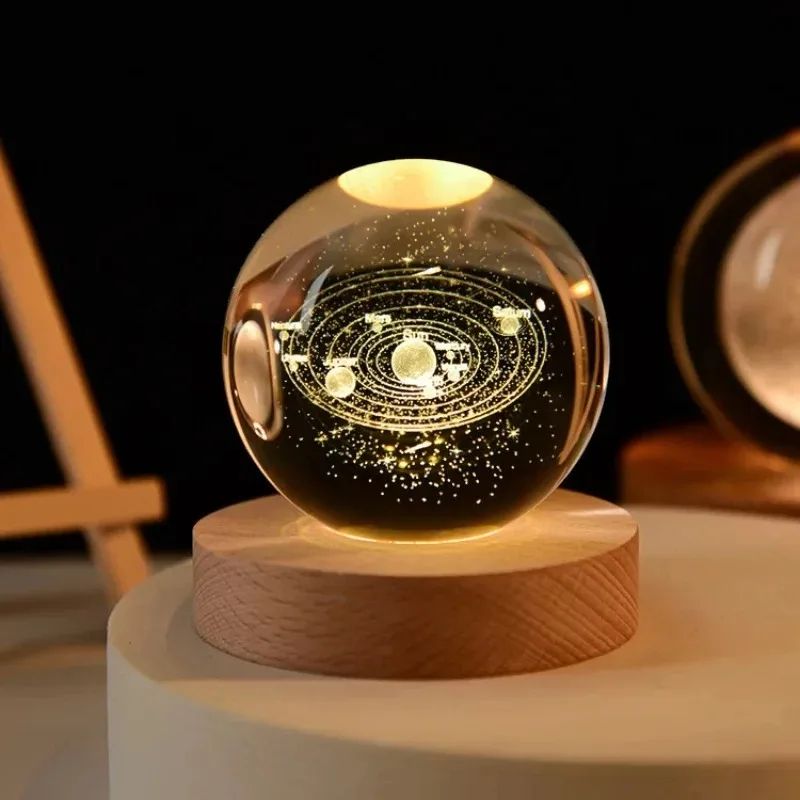 3D Crystal Ball Solar System LED Night Light – Astronaut Moon Planet Glass Globe Decor