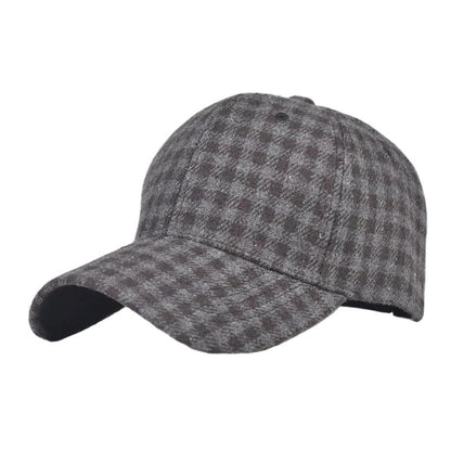 Classic Checkered Baseball Cap – All-Season Sun Visor Cap with Adjustable Fit for Men & Women