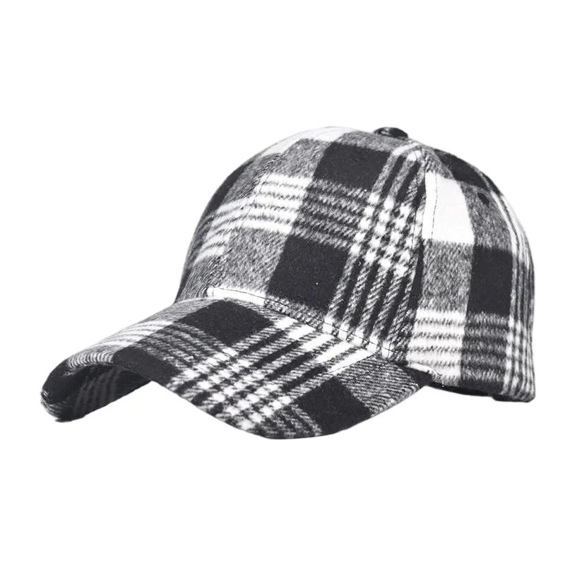 Classic Checkered Baseball Cap – All-Season Sun Visor Cap with Adjustable Fit for Men & Women