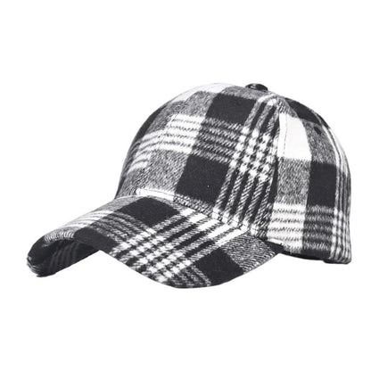 Classic Checkered Baseball Cap – All-Season Sun Visor Cap with Adjustable Fit for Men & Women
