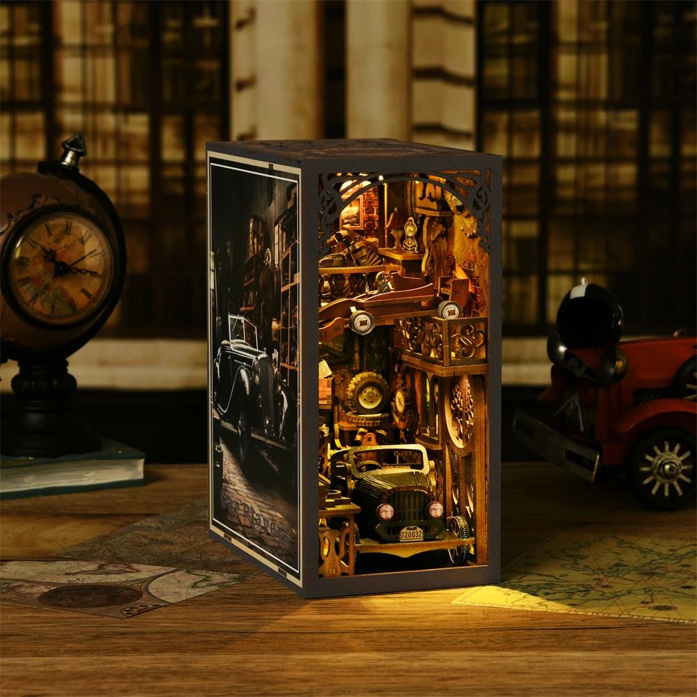 Classic Car F1 DIY Book Nook Kit – Wooden Puzzle Bookshelf Insert Model