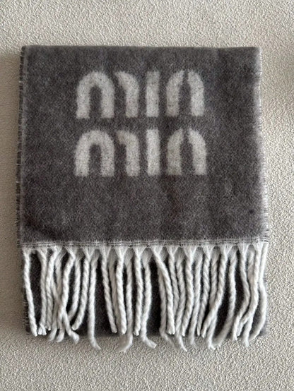 Thick Jacquard Knit Scarf Wool Blend Letter Pattern Winter Shawl Two Color Fashion Scarf