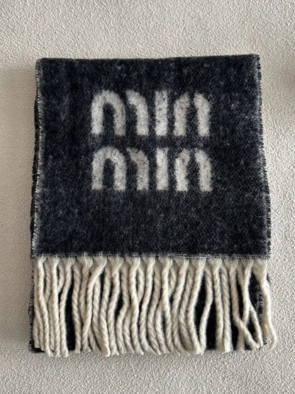 Thick Jacquard Knit Scarf Wool Blend Letter Pattern Winter Shawl Two Color Fashion Scarf