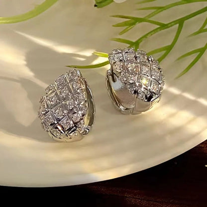 Retro Gold Water Drop Earrings for Women – French-Inspired Statement Studs
