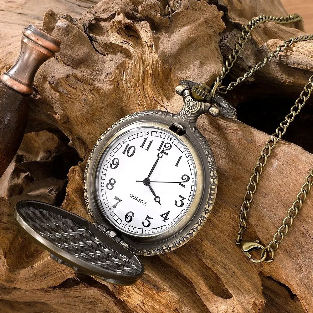 Retro Motorcycle Pocket Watch Quartz Vintage Motorbike Design Pendant Watch