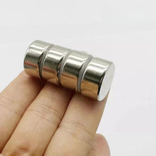 Pins & Magnets