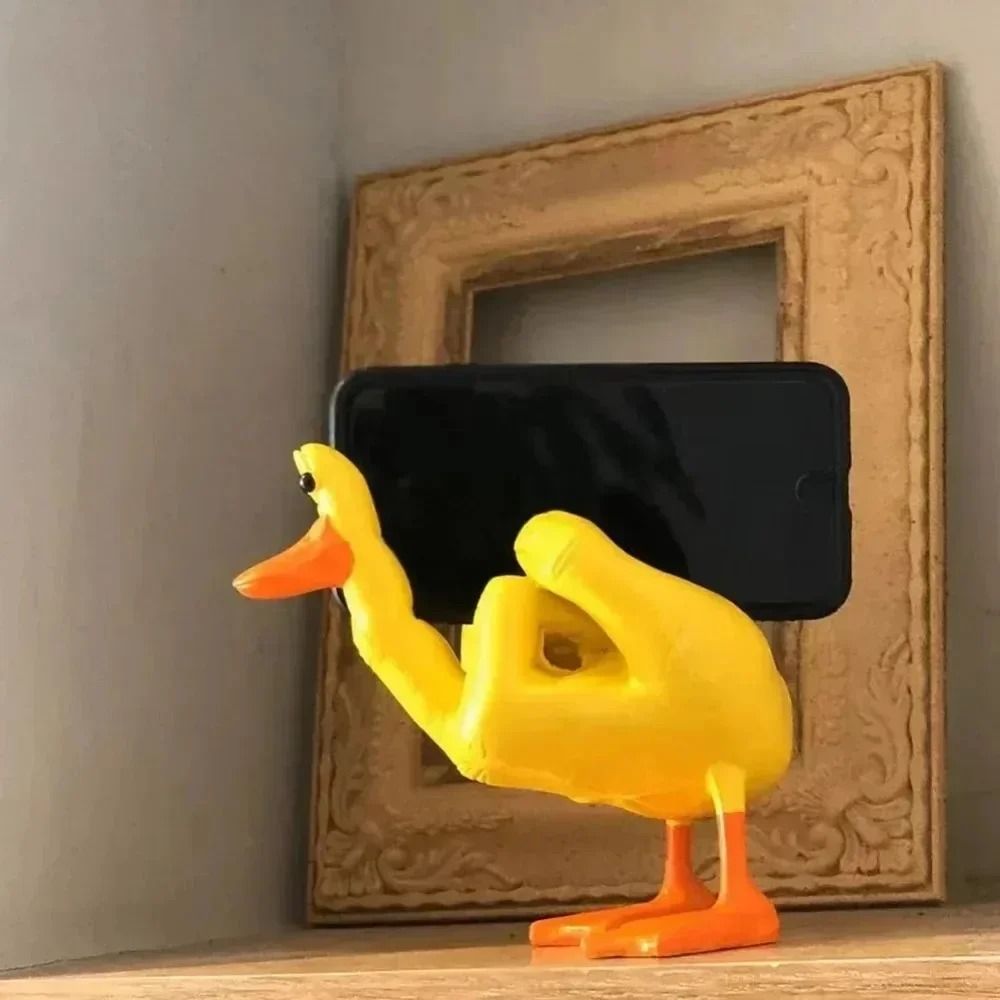 Funny Duck Statue Middle Finger Resin Figurine Cute Desk Decor Ornament