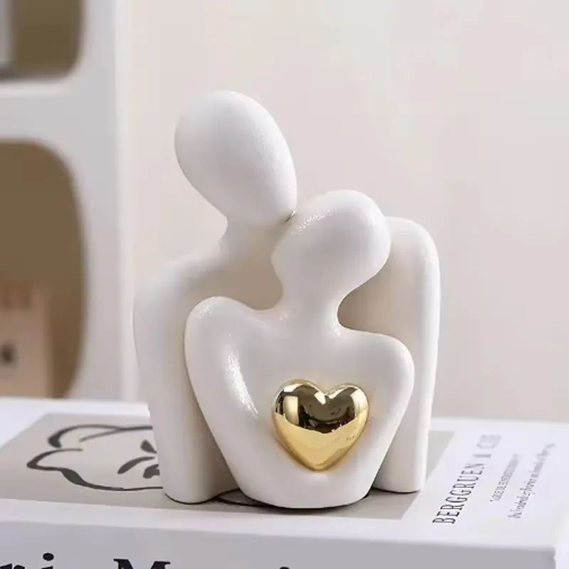 Romantic Couple Embrace Statue – Love Figurine Decor for Bedroom & Valentine's Gift