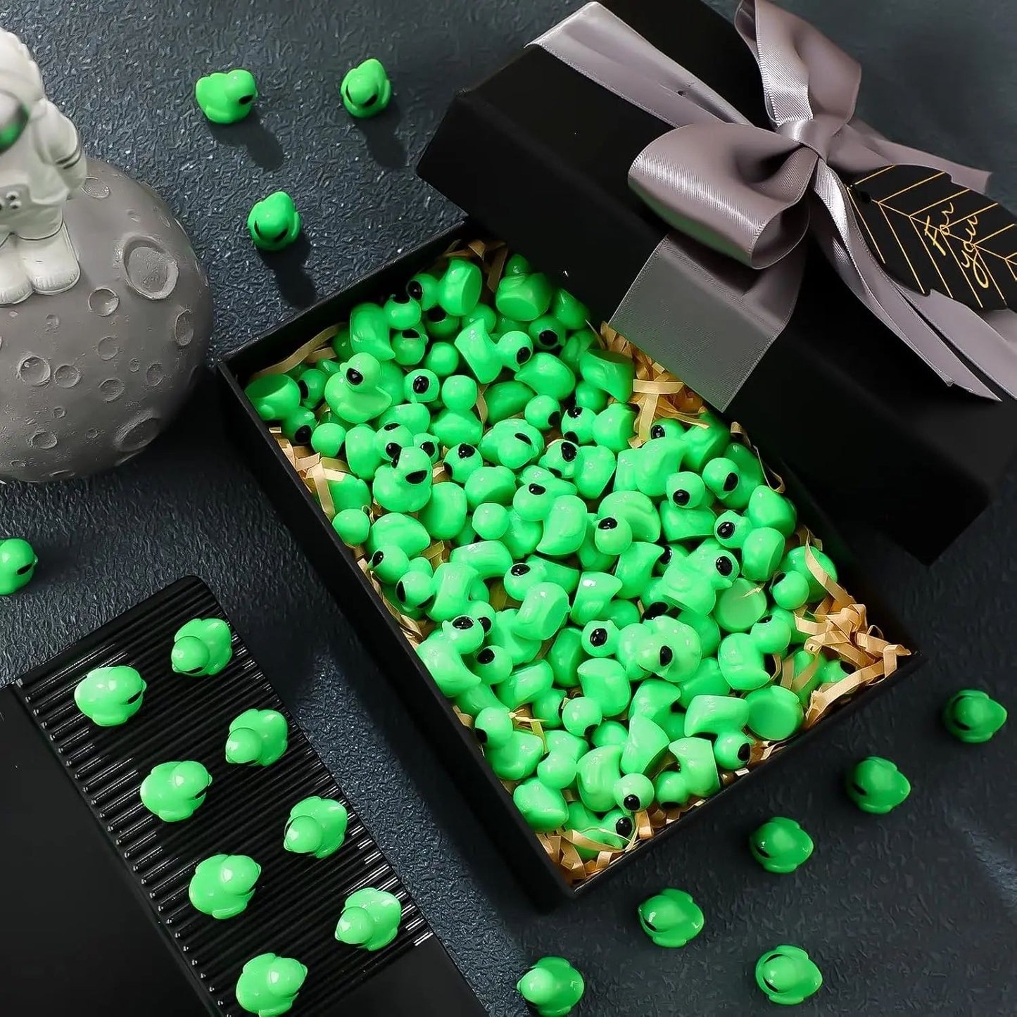 Mini Alien Duck Figurines Set for Fun Desk Decor