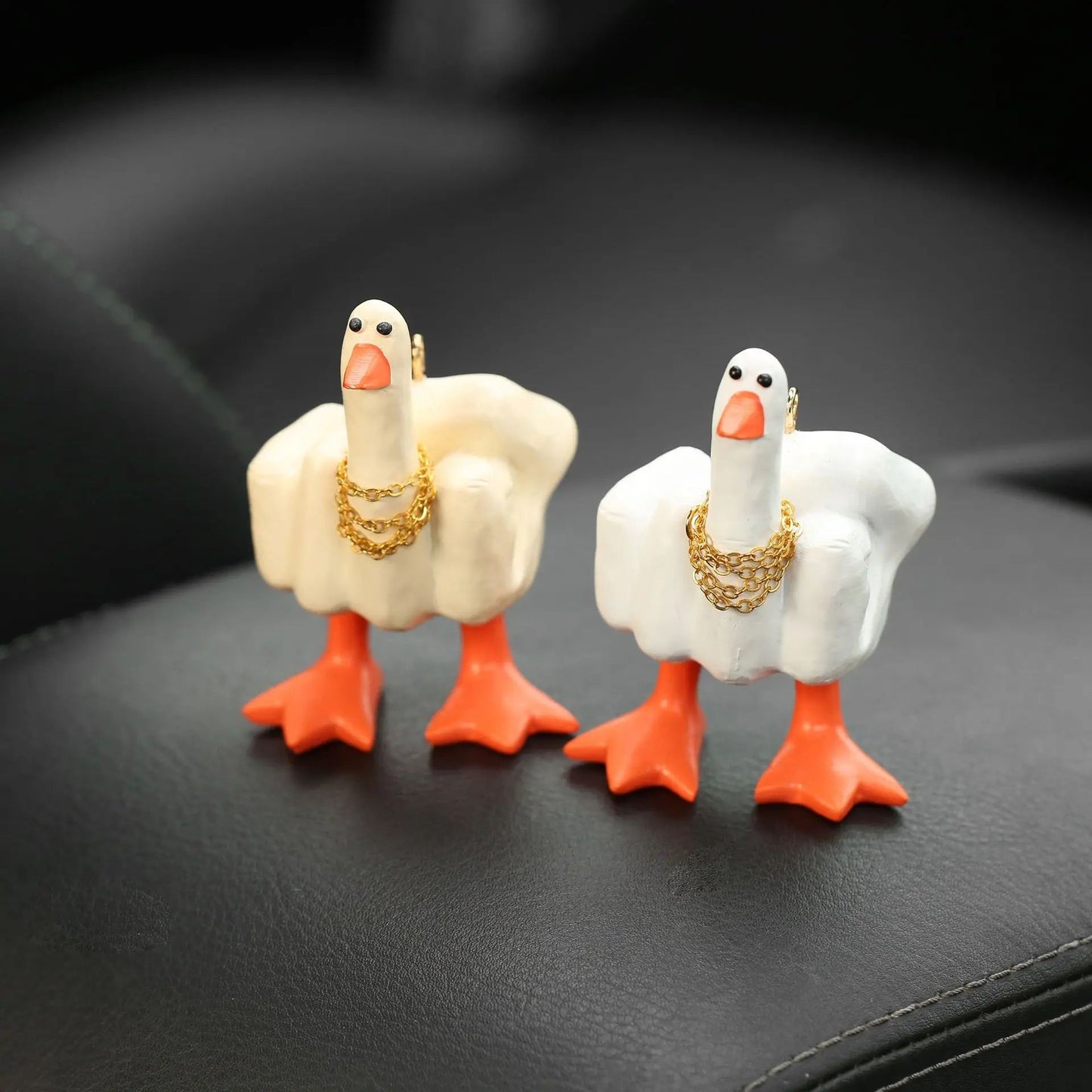 Sassy Duck Middle Finger Statue – Funny Desk Decor with Attitude
