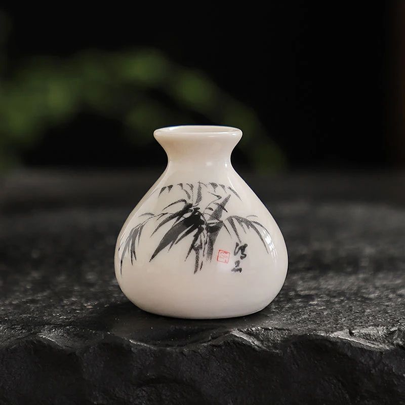 Chinese Style ceramic toothpick holder and cotton swab jar mini retro vase