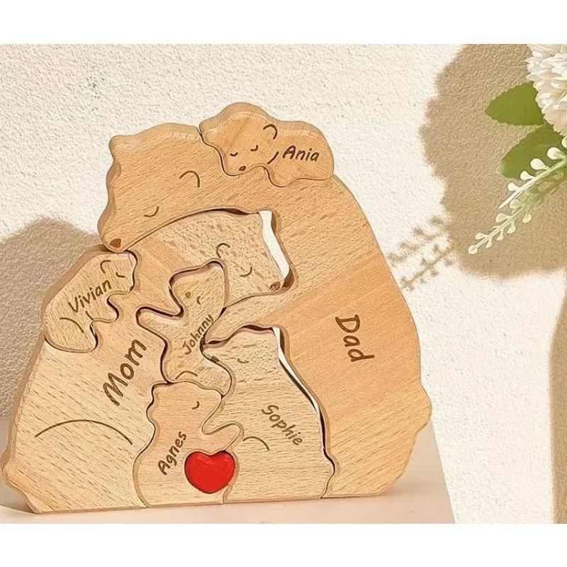 Personalized Bear Family Puzzle Ornament – Custom Engraved Wooden Name Decor for Mother's & Father's Day Gift