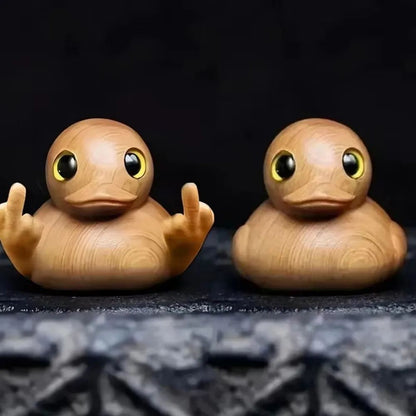 Hand-Carved Wooden Duck Figurine – Cute Minimalist Desk & Home Decor