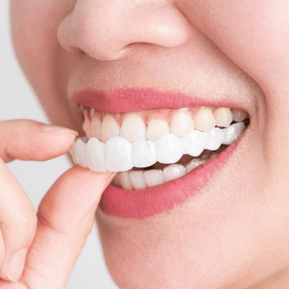 Snap On Teeth Veneers, Temporary Dentures for Men and Women, Instant Confident Smile Cover, Oral Hygiene Tool