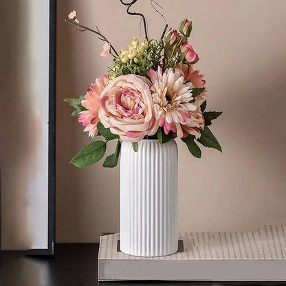 Striped Ceramic-Look Plastic Flower Vase – Minimalist Decorative Floral Display Vase