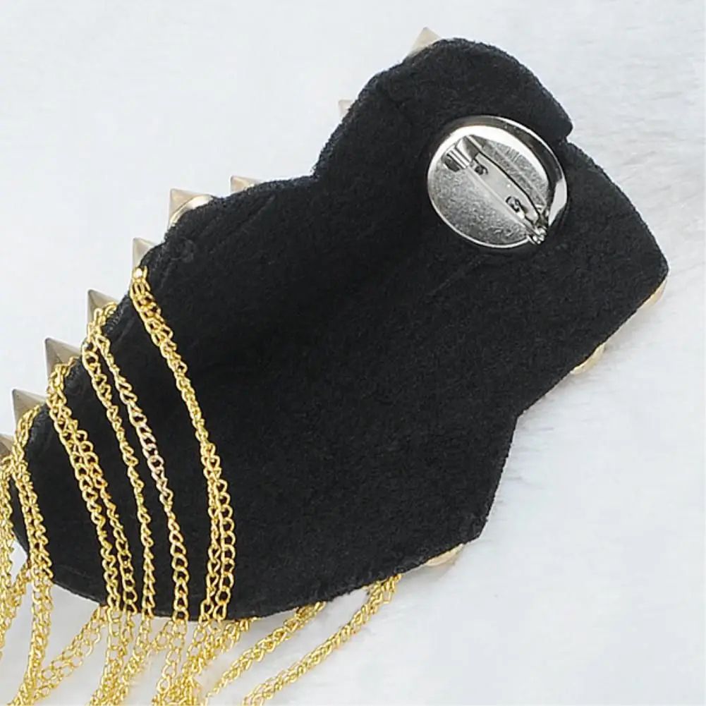Punk Shoulder Brooch Tassel Epaulet Chain – Statement Metal Shoulder Accessory