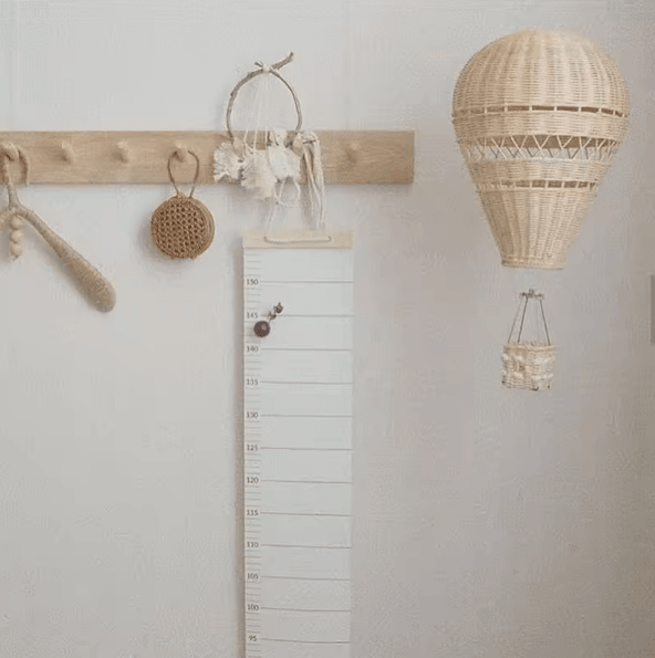 Handwoven Rattan Hot Air Balloon Wall Hanging – Boho Nursery Decor & Baby Photo Prop