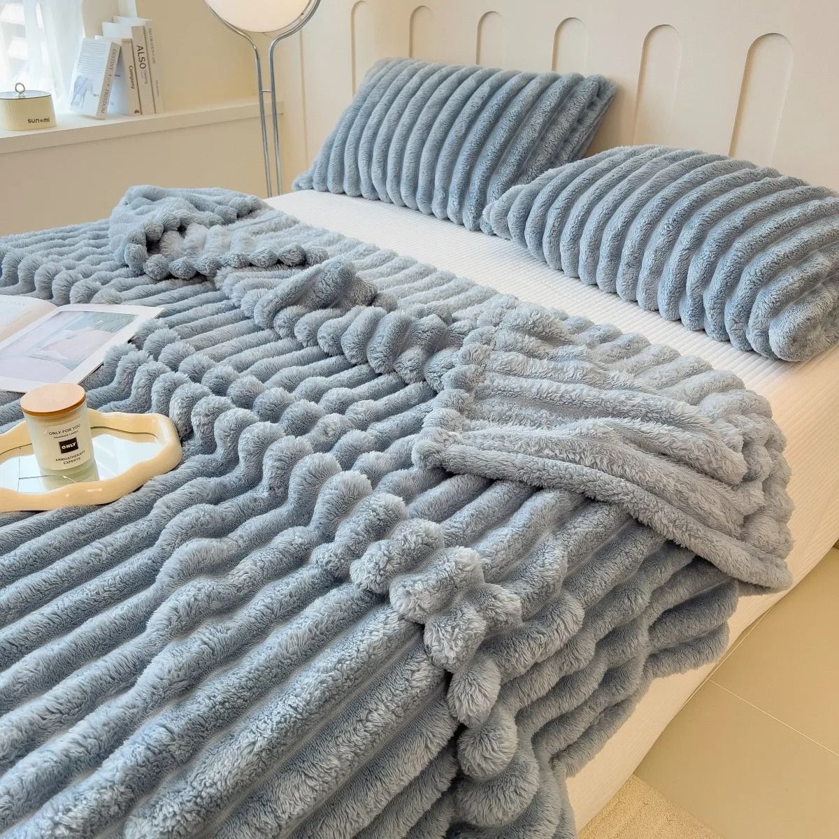 Thick Striped Multifunctional Blanket Soft Throw Bed Cover and Cozy Nap Blanket