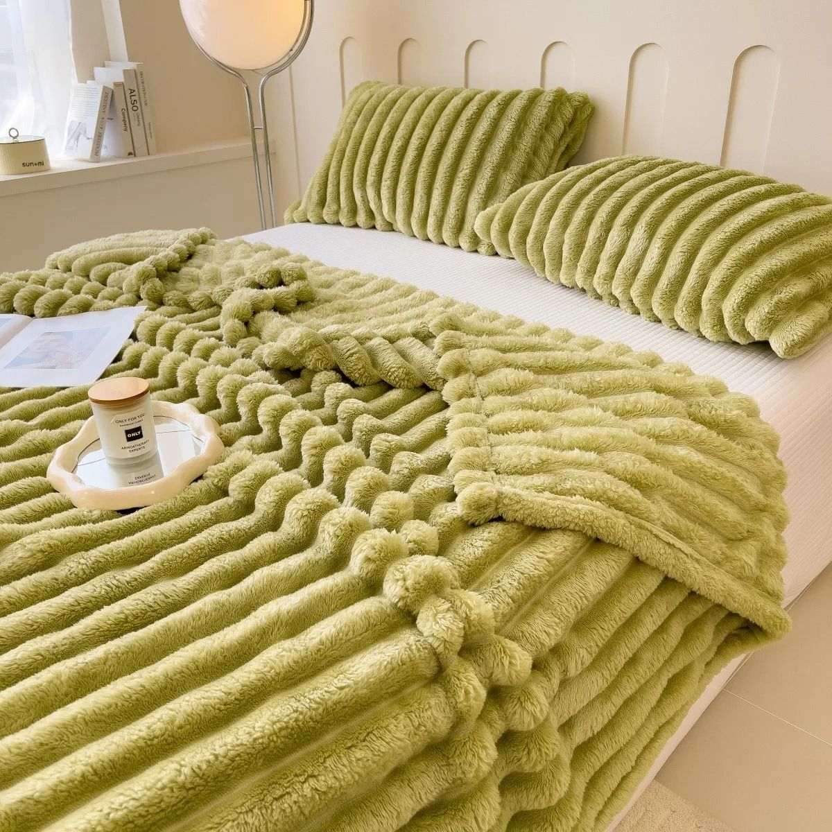 Thick Striped Multifunctional Blanket Soft Throw Bed Cover and Cozy Nap Blanket