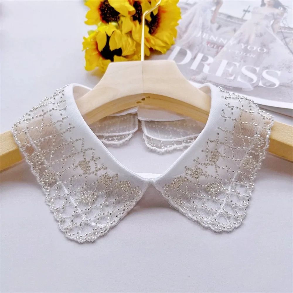 Elegant Detachable Lace Collar with Embroidered Beaded Detail Vintage Shawl