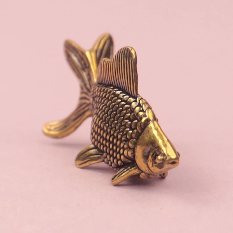 Golden Fortune Brass Goldfish Figurine – Retro Lucky Ornament for Home, Desk & Tea Pet Decor