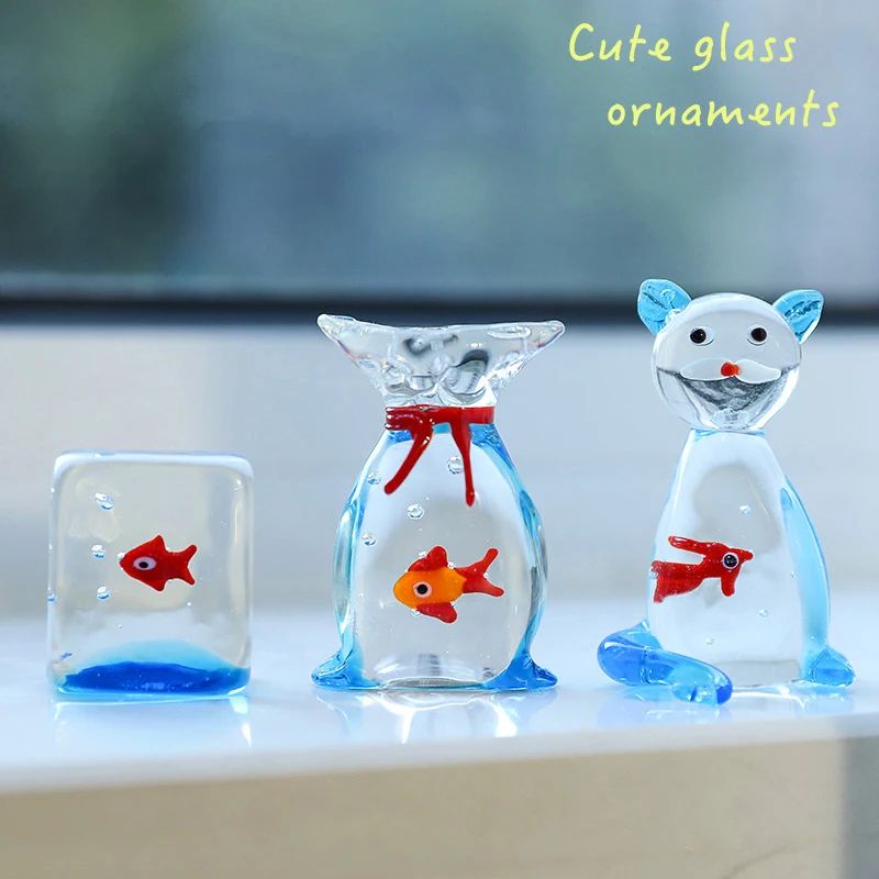 VividGlass Mini Pocket Fish Figurine – Handcrafted Colorful Glass Ornament for Desk & Home Decor