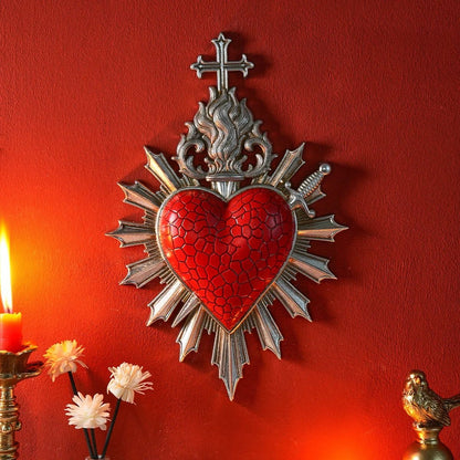 Minimalist Flaming Heart Arrow Resin Wall Pendant Decor