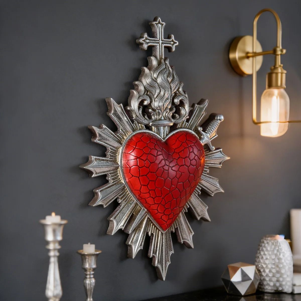 Minimalist Flaming Heart Arrow Resin Wall Pendant Decor