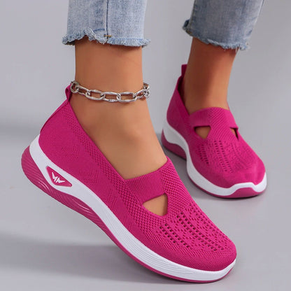 Breathable Lightweight Women's Sports Shoes for Everyday Comfort