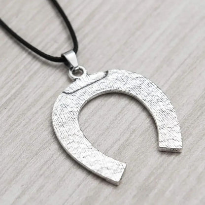 Lucky Horseshoe House Car Pendant Rearview Mirror Ornament