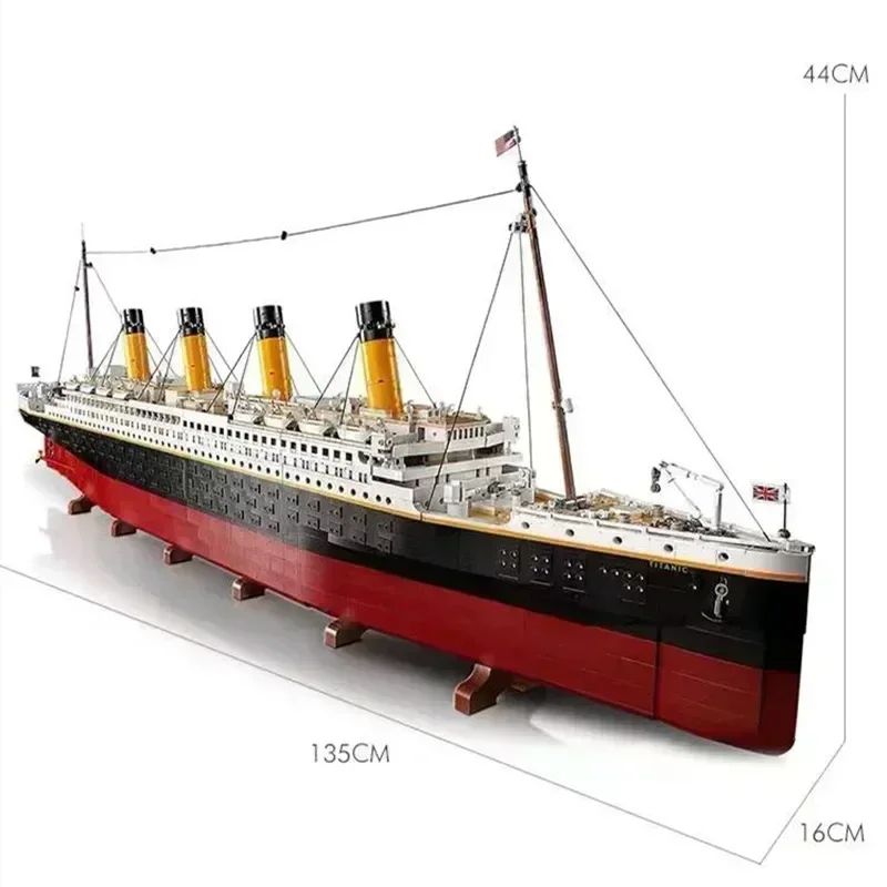 9090Pcs Large Cruise Ship Building Block Set Desktop Display Creative Gift