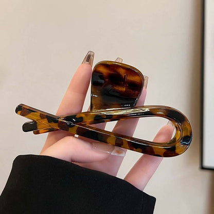 Leopard Print Acrylic Hair Claw Clip Large Geometric Shark Clip for Effortless Styling