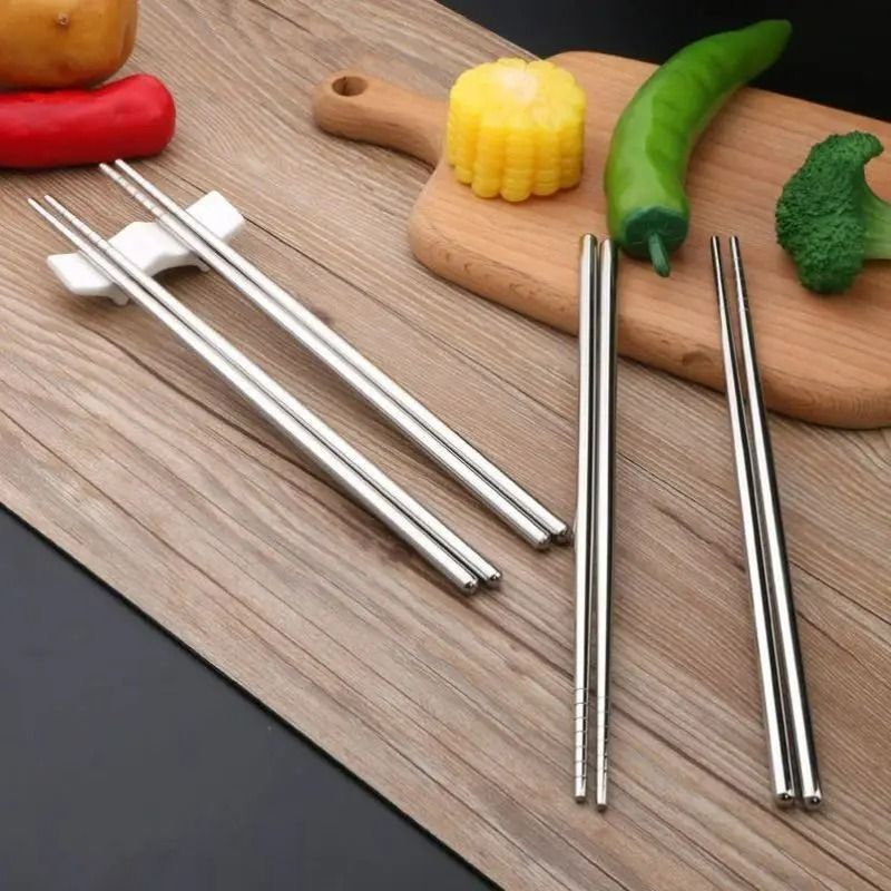 30-Piece Stainless Steel Chopsticks Set – 15 Pairs of Reusable Round Metal Cutlery for Japanese Sushi