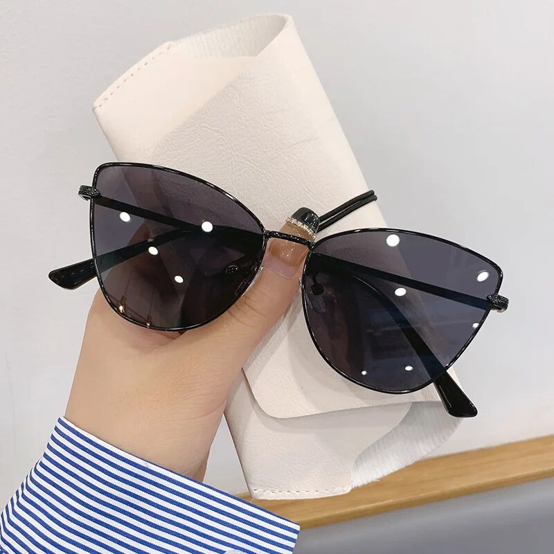 Retro Cat Eye Sunglasses for Women UV Small Metal Frame Vintage Fashion Shades