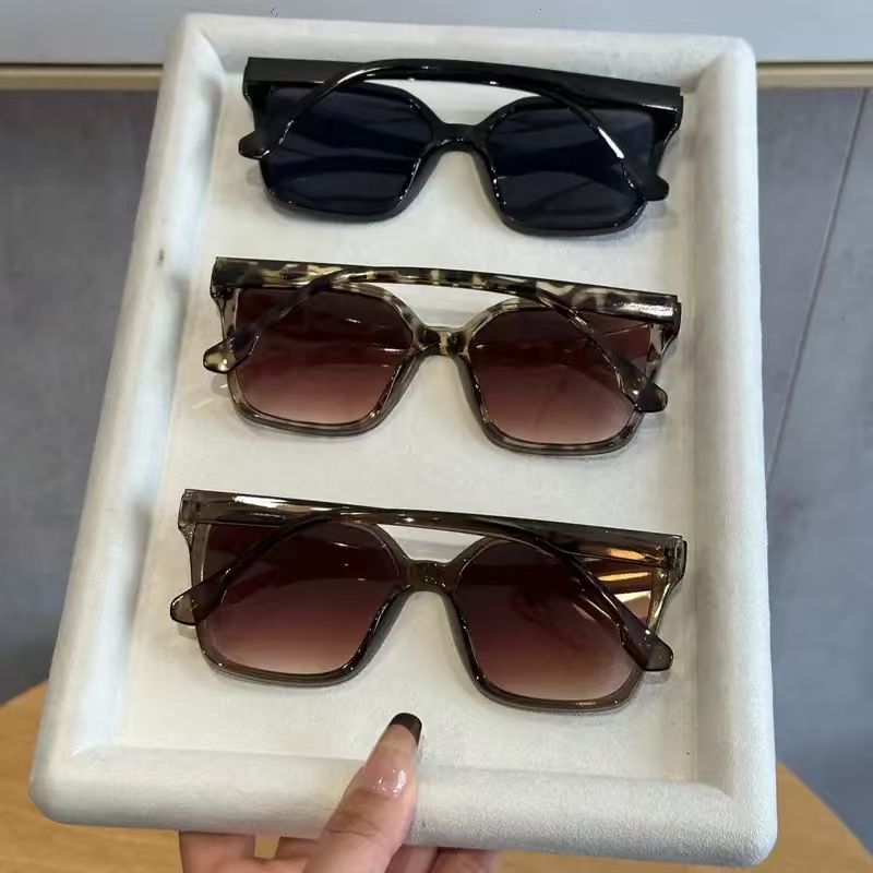 Oversized Rectangle Sunglasses Set for Women with UV Protection