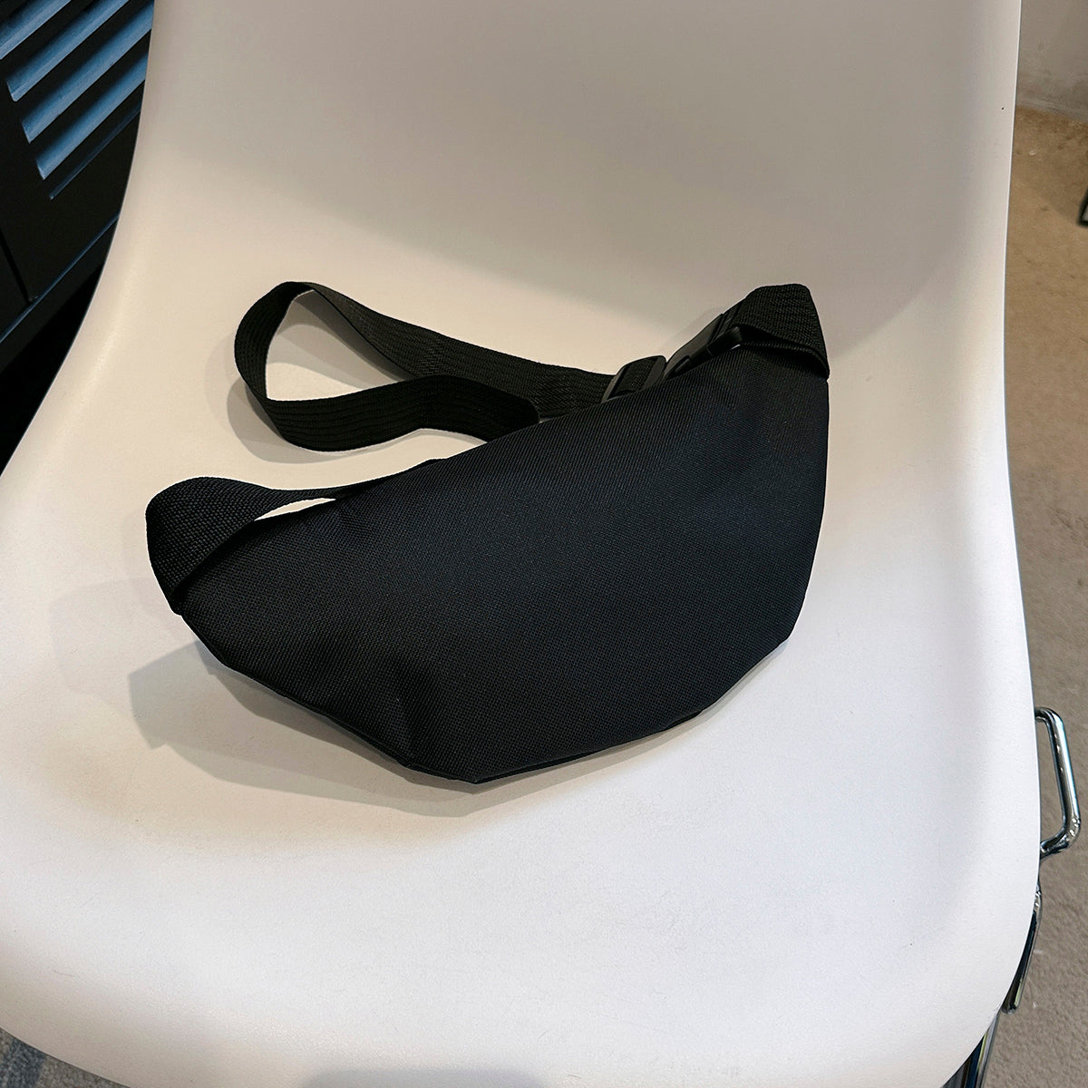 Running Belt Bag Large Crossbody Waist Bag for Travel, Fitness & Everyday Carry